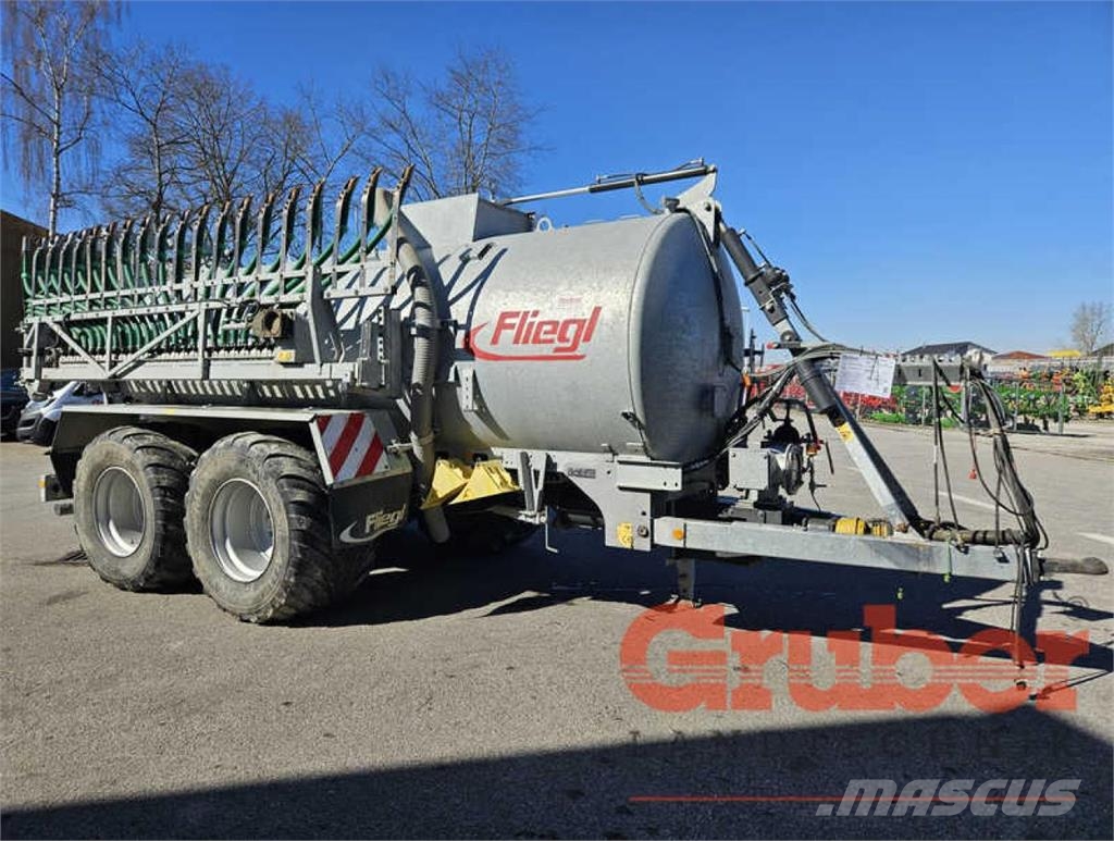 Fliegl PFW 12000 Maxx Line Tandem Mesttank