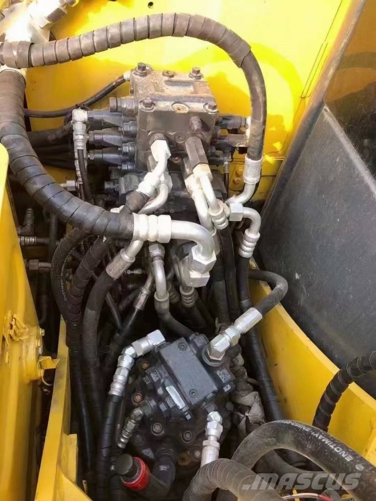 Komatsu PC60-8 Εκσκαφάκι (διαβολάκι) < 7t