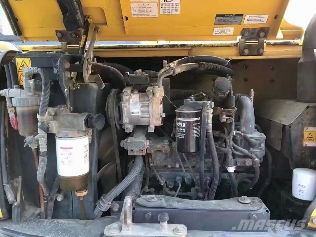 Komatsu PC60-8 Εκσκαφάκι (διαβολάκι) < 7t