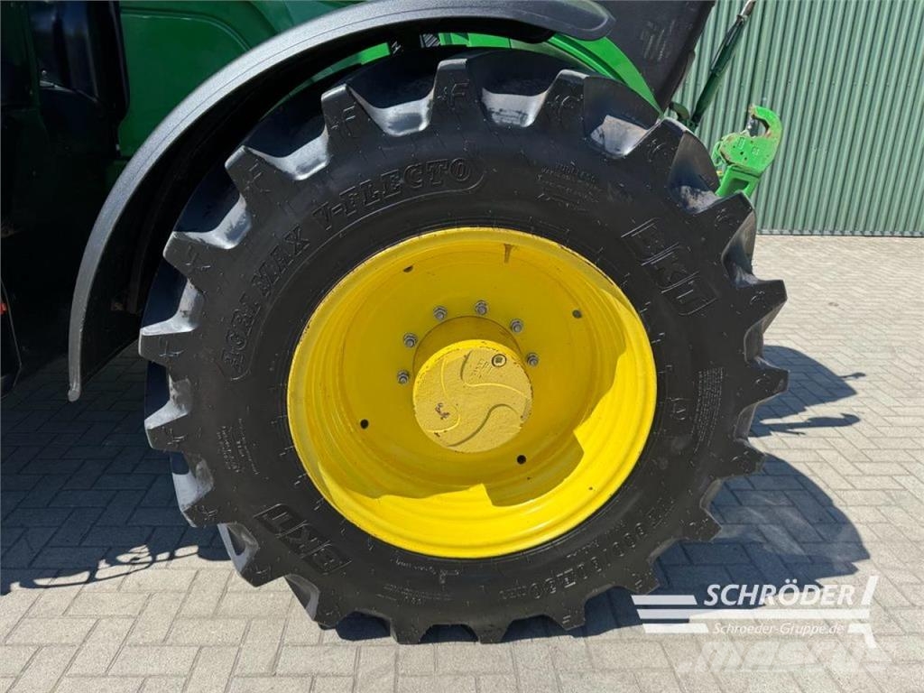 John Deere 6145 R Tractores