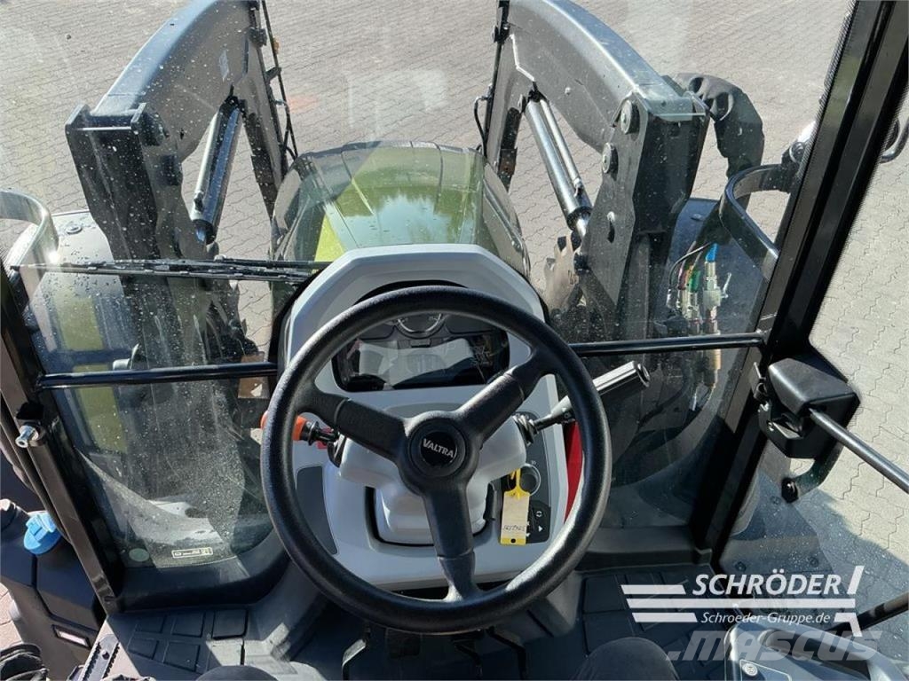 Valtra G 135 A Tractors