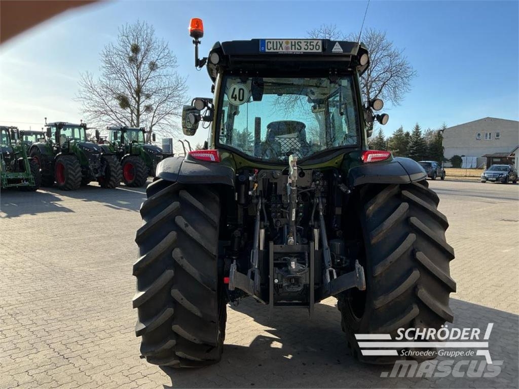 Valtra G 135 A Tractors