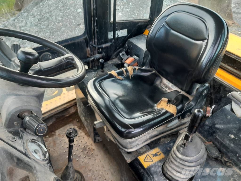 JCB 6 T Ne cestni demperji