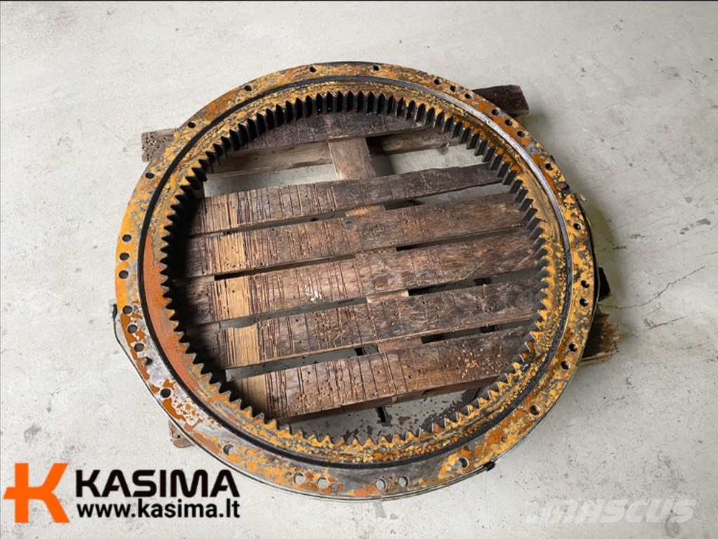 Komatsu PW 160-7 Slewing Ring Menjalnik