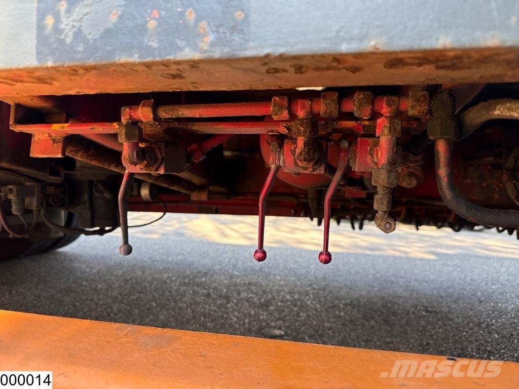 Nooteboom Lowbed 640 cm extendable, Hydraulic suspension Diepladers
