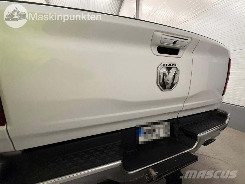 RAM 1500 Crew Cab Madelkaubikud