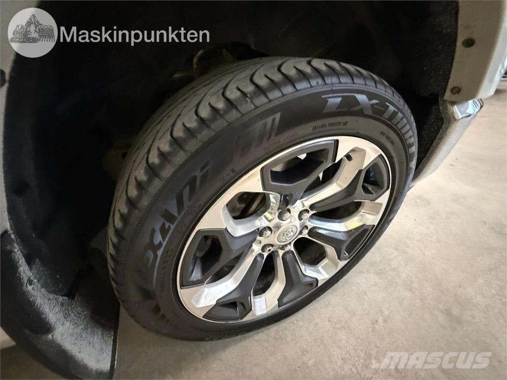 RAM 1500 Crew Cab Madelkaubikud