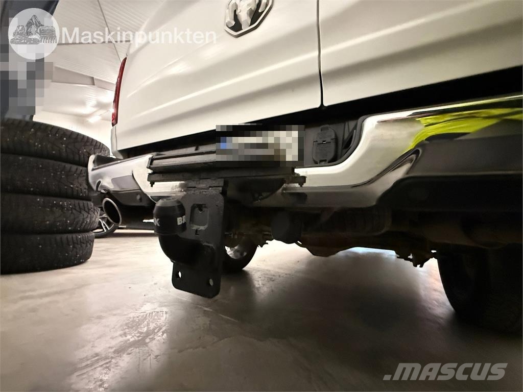 RAM 1500 Crew Cab Madelkaubikud