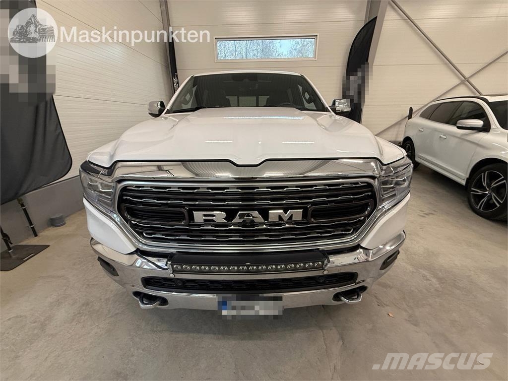 RAM 1500 Crew Cab Madelkaubikud