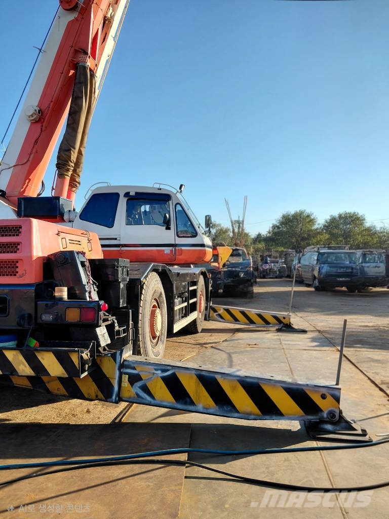 Tadano TR 500 M-2 越野起重機