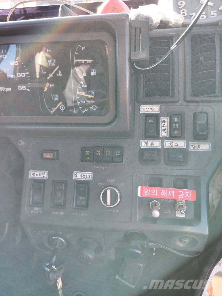 Tadano TR 500 M-2 越野起重機
