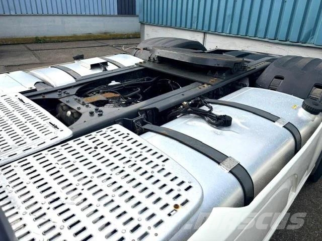 DAF XF 460 SUPERSPACECAB 4x2 (EURO 6 / AS-TRONIC / MX- 트랙터 유닛