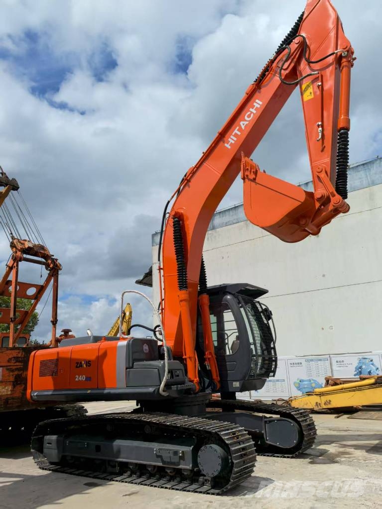 Hitachi ZX 240-3, 2023, Fengxian District, 上海, China - Used