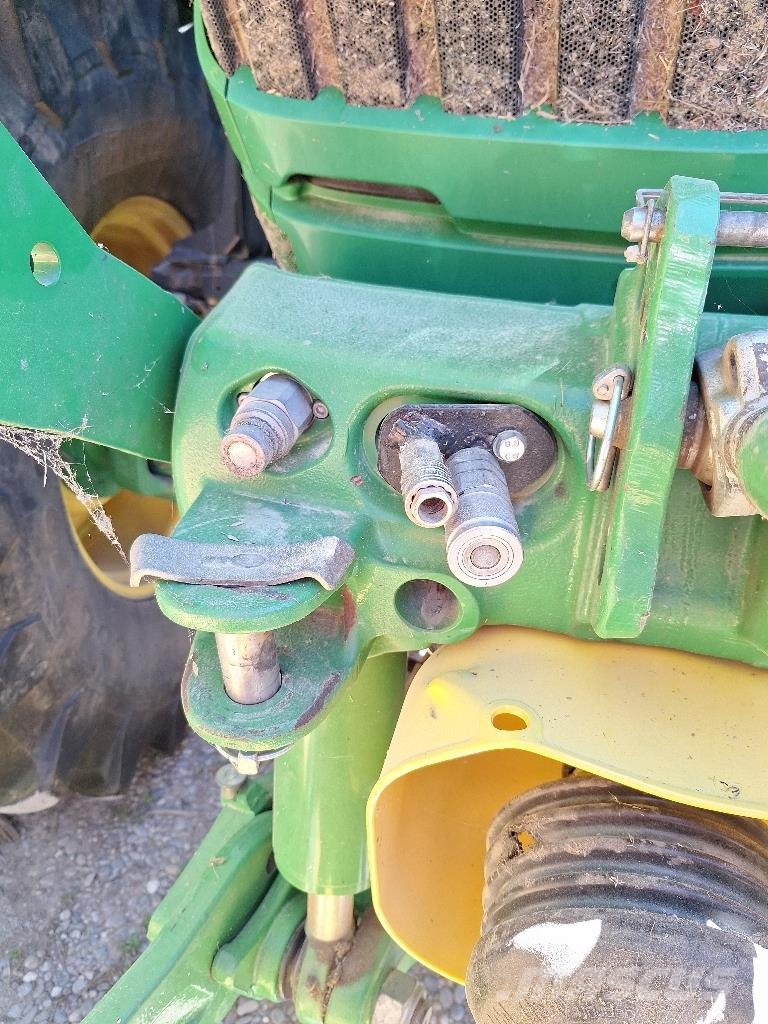 John Deere 6195 R Tractors