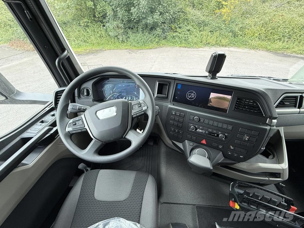 MAN TGS 26.520 MAN TGS 26.520 LL 6x2 Hiab 228-6 Kran Allterrängkranar