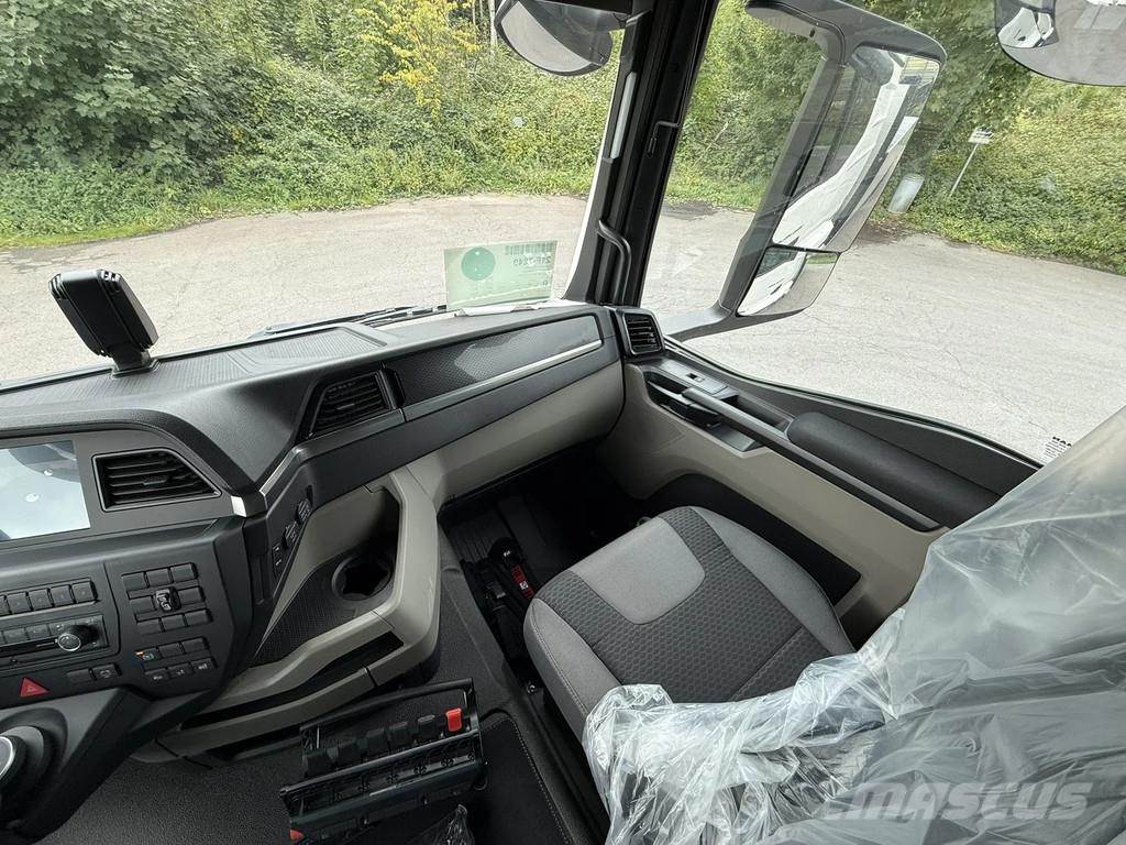 MAN TGS 26.520 MAN TGS 26.520 LL 6x2 Hiab 228-6 Kran Allterrängkranar