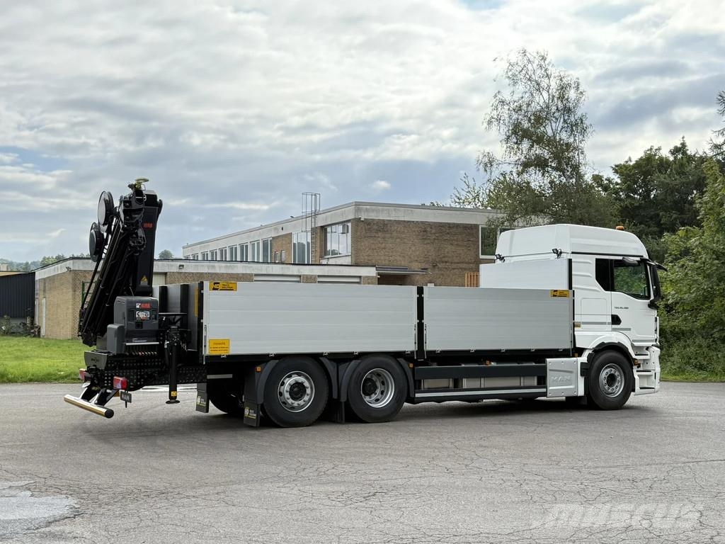 MAN TGS 26.520 MAN TGS 26.520 LL 6x2 Hiab 228-6 Kran Allterrängkranar