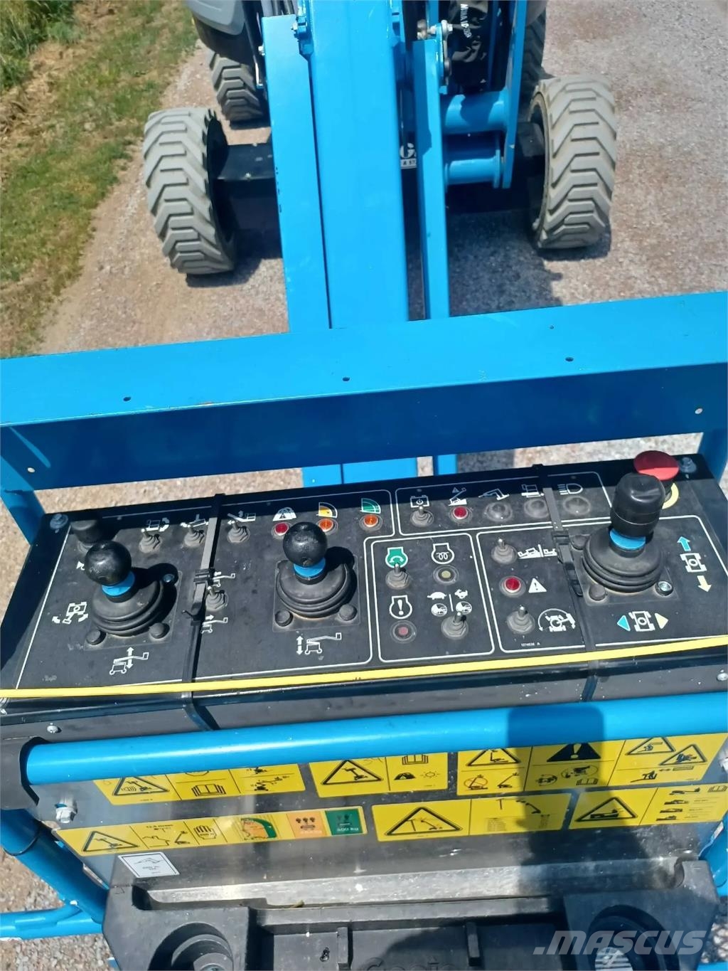 Genie Z45 XC Колінчаті підйомники