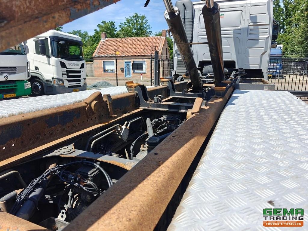 Volvo FH500 8x4/4 Sleeper Cab Euro5 - Hiab 26T Hook Arm Camiones elevadores de gancho