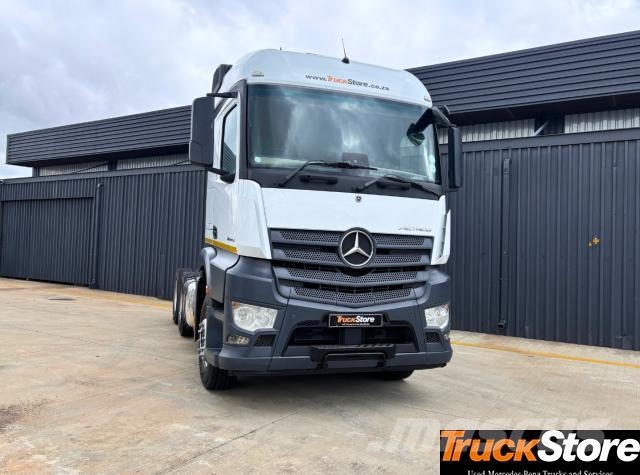 Fuso ACTROS 2645LS/33PURE Τράκτορες