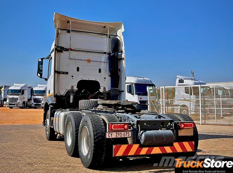 Fuso Actros ACTROS 2645LS/33PURE Camiones tractor