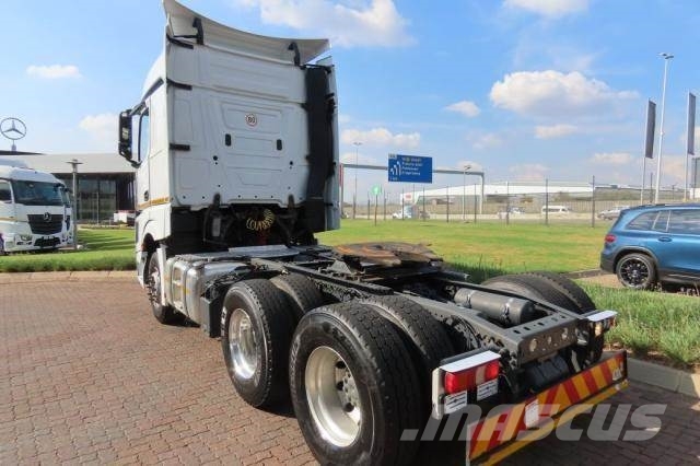 Fuso Actros ACTROS 2645LS/33 STD Τράκτορες