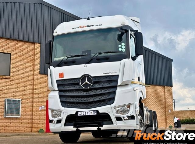 Fuso Actros ACTROS 2645LS/33 STD Τράκτορες