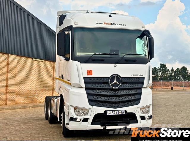 Fuso Actros ACTROS 2645LS/33 STD Τράκτορες