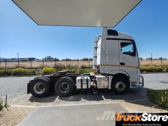 Fuso Actros ACTROS 2645LS/33 STD Τράκτορες