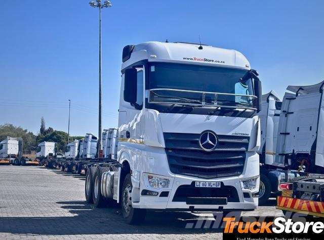 Fuso Actros ACTROS 2645LS/33 STD Τράκτορες