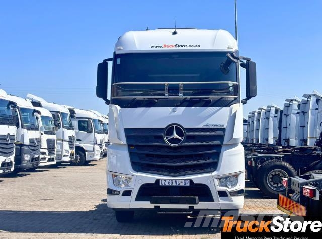 Fuso Actros ACTROS 2645LS/33 STD Τράκτορες