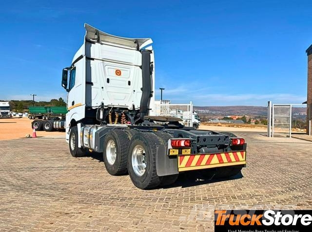 Fuso Actros ACTROS 2645LS/33 STD Naudoti vilkikai