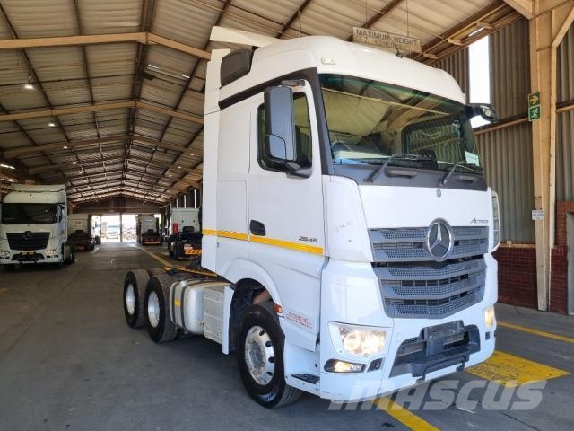 Fuso Actros ACTROS 2645LS/33 STD Τράκτορες