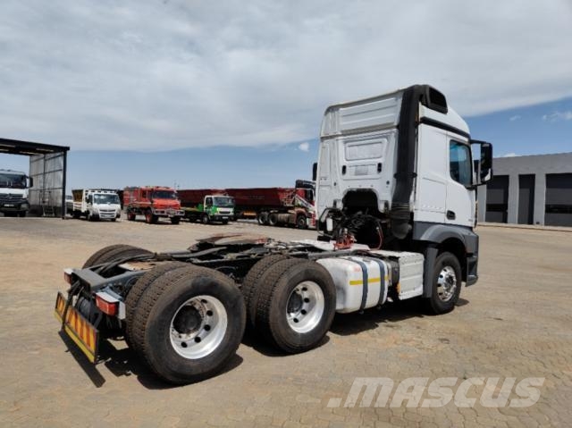 Fuso Actros ACTROS 2645LS/33 FS Τράκτορες