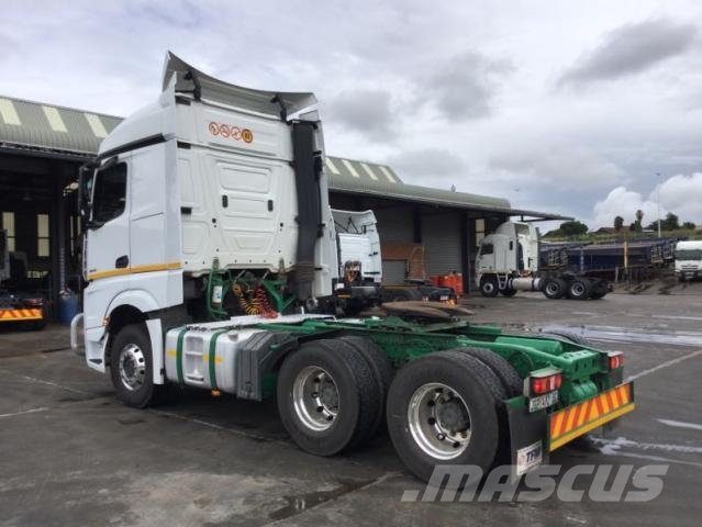 Fuso Actros ACTROS 2645LS/33 STD Τράκτορες