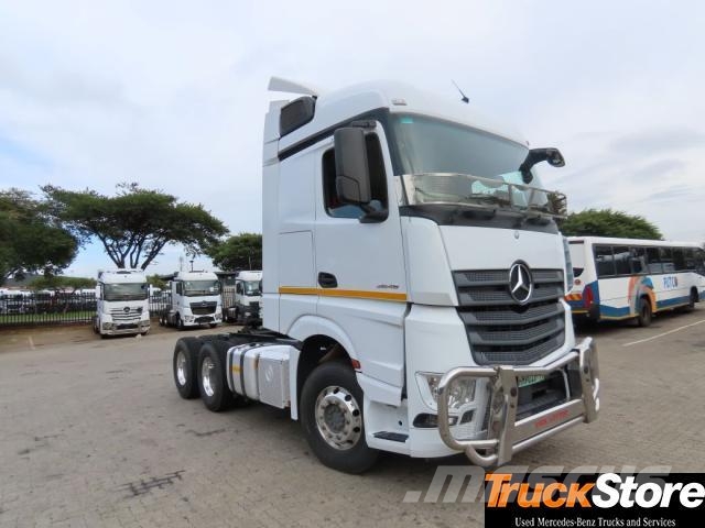 Fuso Actros ACTROS 2645LS/33 E5 Τράκτορες