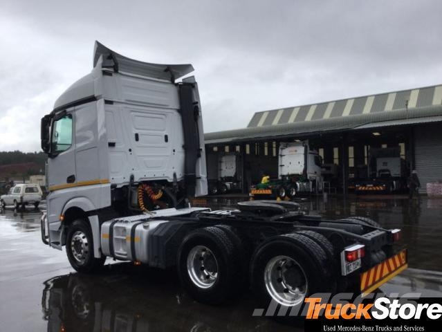 Fuso Actros ACTROS 2645LS/33 STD Τράκτορες