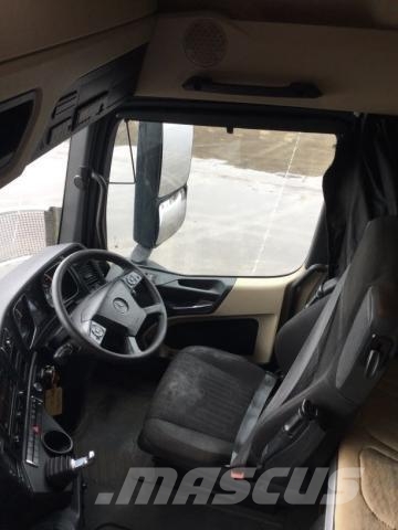 Fuso Actros ACTROS 2645LS/33 STD Τράκτορες