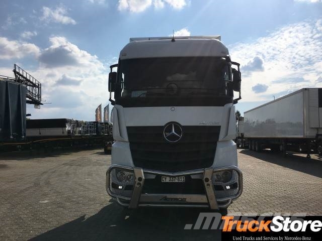 Fuso Actros ACTROS 2645LS/33 STD Τράκτορες