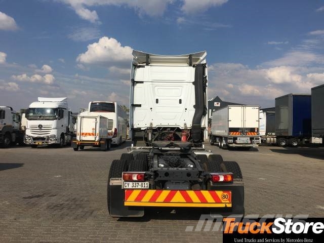Fuso Actros ACTROS 2645LS/33 STD Τράκτορες