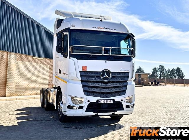 Fuso Actros ACTROS 2645LS/33 STD Τράκτορες