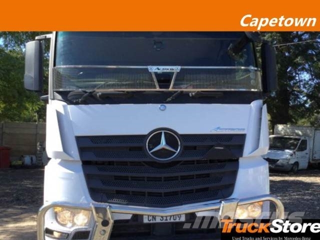 Fuso Actros ACTROS 2645LS/33 STD Τράκτορες