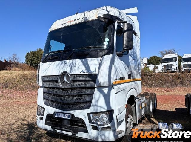 Fuso Actros ACTROS 2645LS/33 STD Τράκτορες