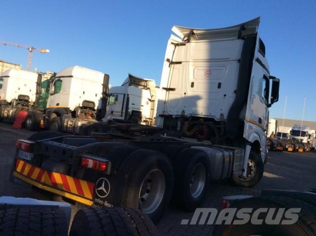Fuso Actros ACTROS 2645LS/33 STD Tegljači