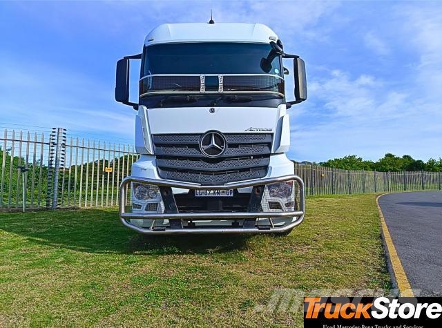 Fuso Actros ACTROS 2645LS/33PURE Trekkers