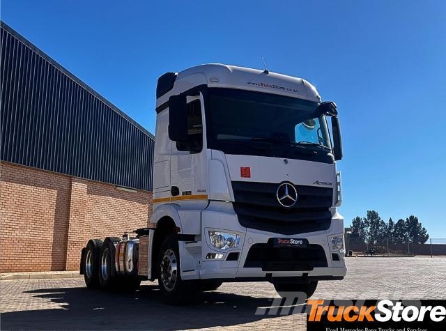 Fuso Actros ACTROS 2645LS/33 FS Τράκτορες