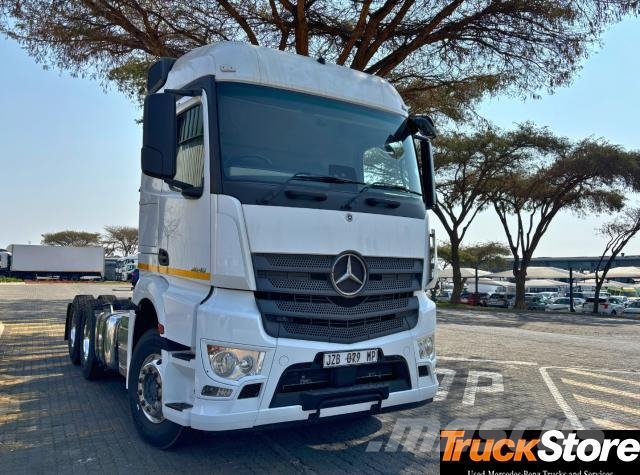 Fuso Actros ACTROS 2645LS/33 FS Τράκτορες