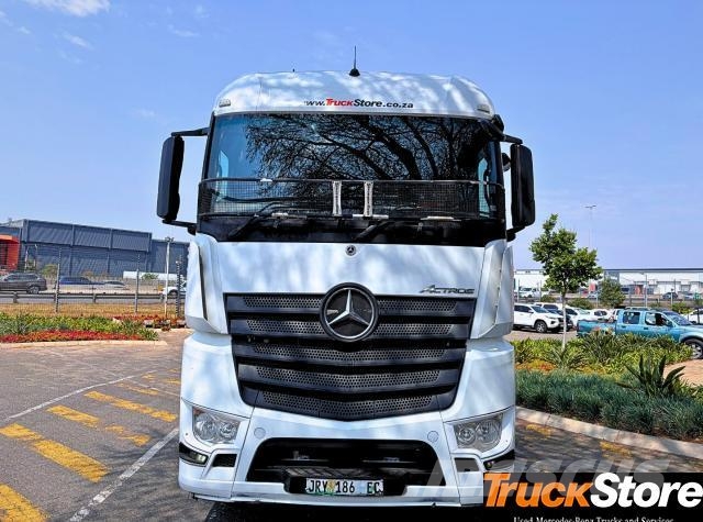 Fuso Actros ACTROS 2645LS/33 STD 曳引機組件
