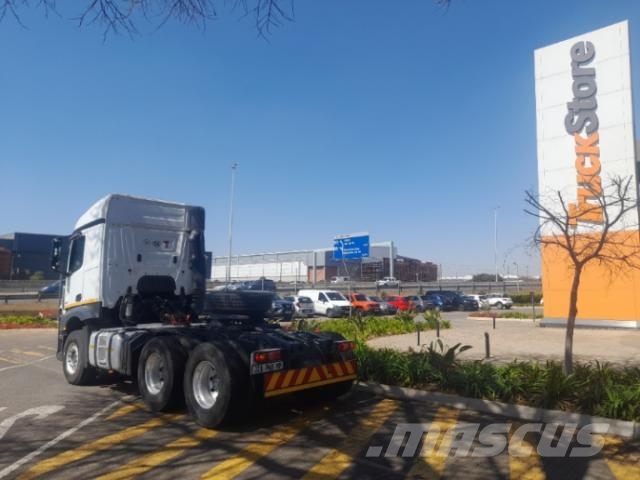 Fuso Actros ACTROS 2645LS/33PURE Vetopöytäautot