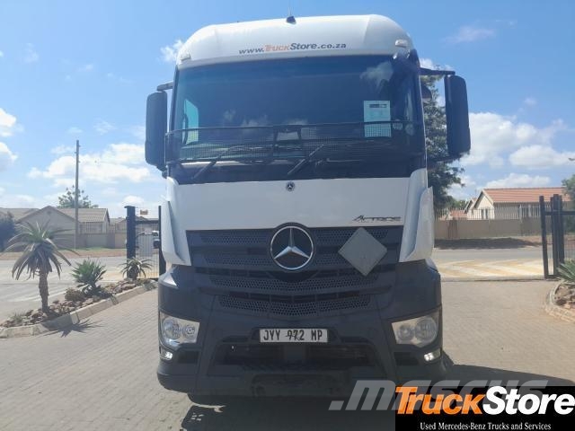 Fuso Actros ACTROS 2645LS/33PURE Autotractoare
